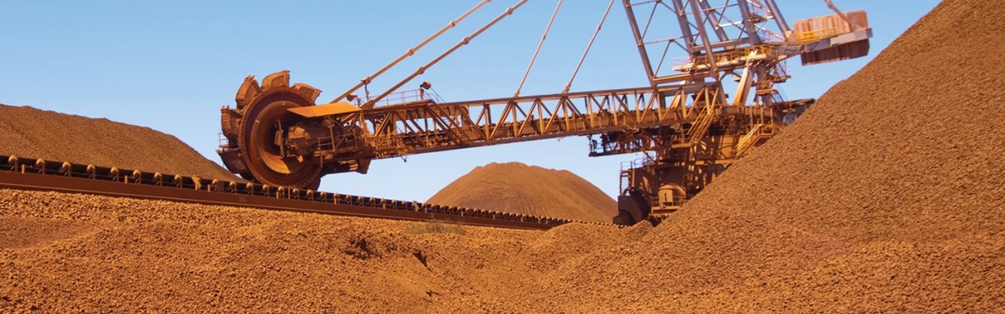 Report investing in Austrlian mining